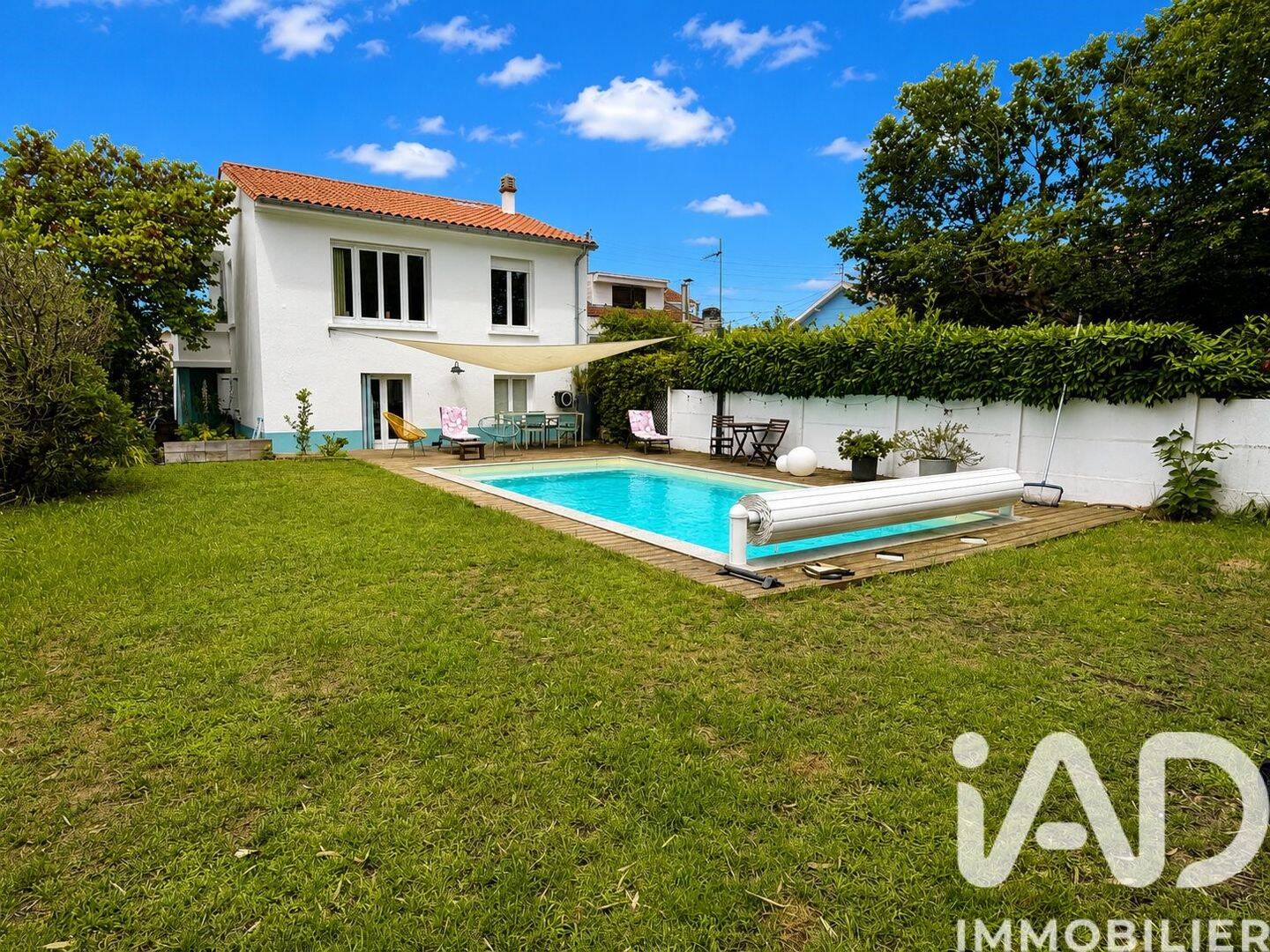 Maison 6 pièces 140 m² · à Mérignac · 140 m² · 596 000 €