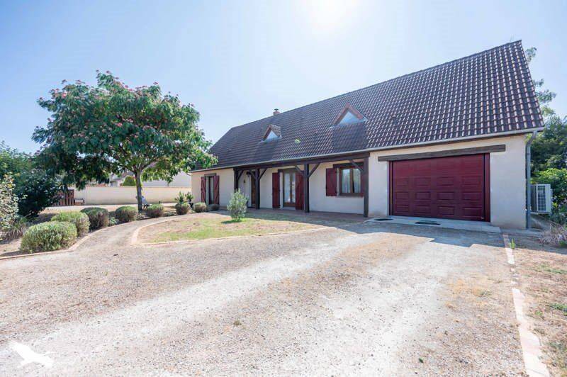 Maison 6 pièces 145 m² · à Mehun-sur-Yèvre · 145 m² · 241 960 €