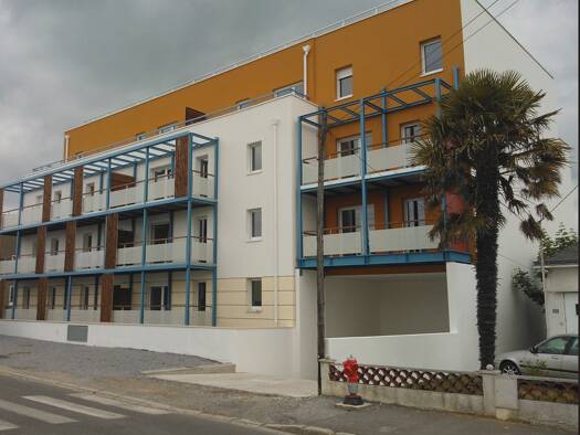 Appartement à louer 733 € 3 pièces 2 chambres 63 m² Étage 1/4 Bourg Donges 44480