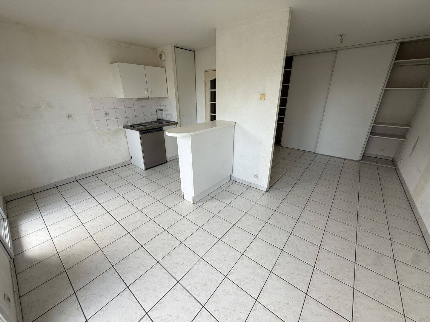 Appartement 1 pièce 33 m² · à Rezé · 32,6 m² · 113 500 €
