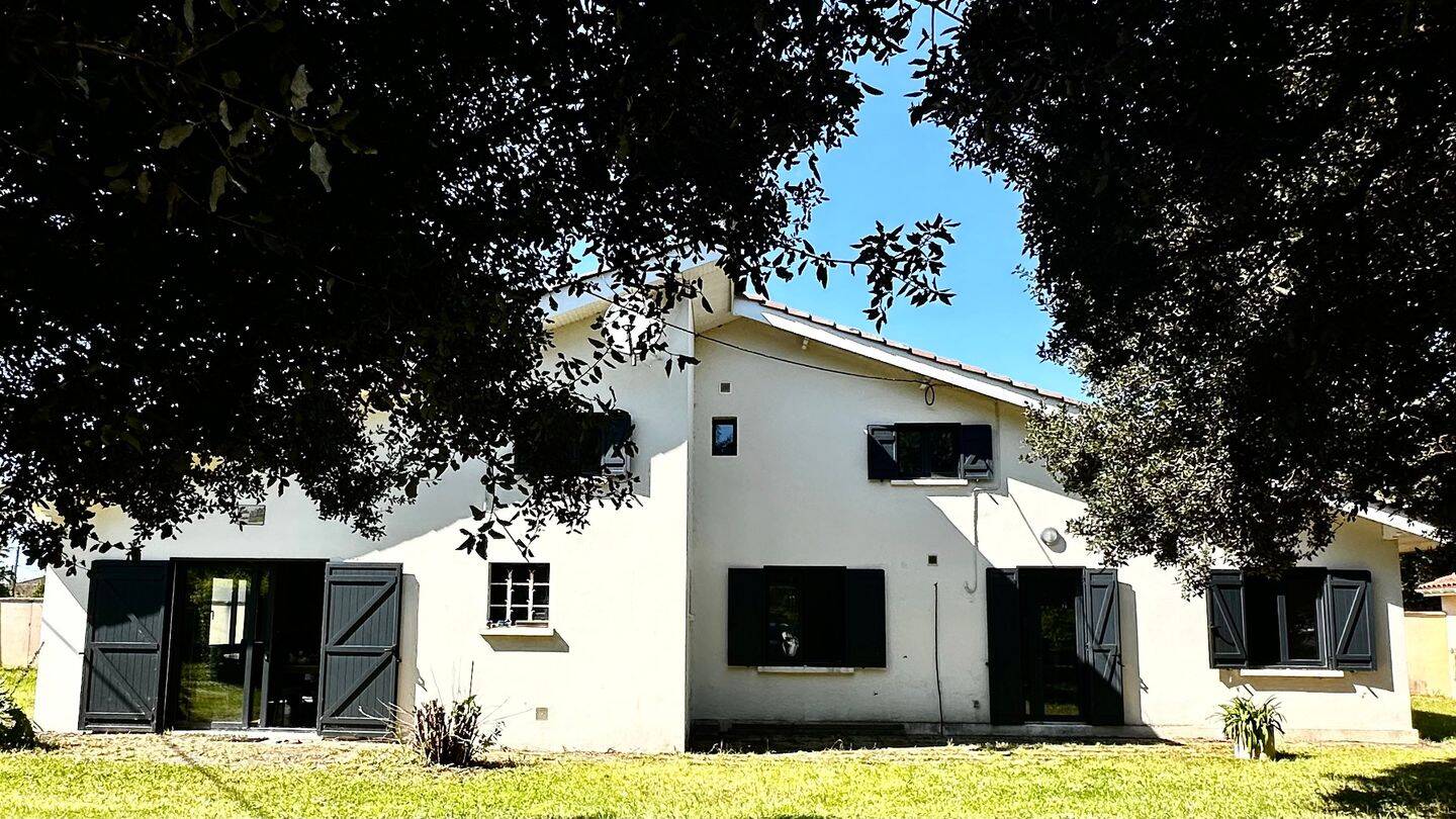 Maison 5 pièces 167 m² · à Le Verdon-sur-Mer · 167 m² · 270 000 €