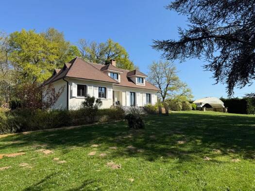 Maison à vendre 780 000 € 8 pièces 4 chambres 165 m² 13 500 m² de terrain Breux-Jouy 91650