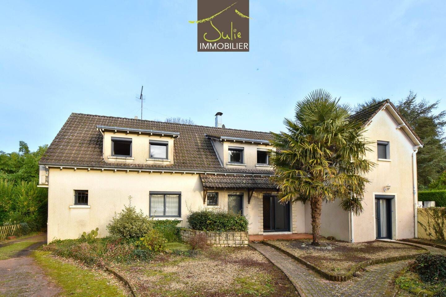 Maison 7 pièces 228 m² · à Cerizay · 228 m² · 267 500 €