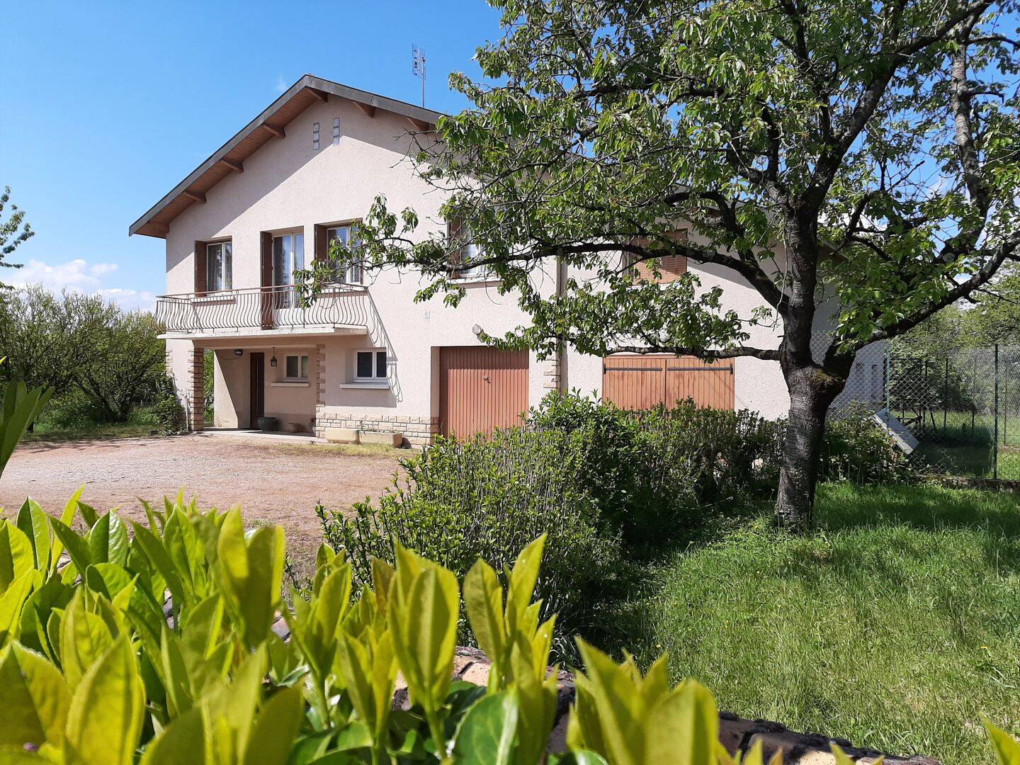 BAGE-DOMMARTIN ! VILLA 2 niveaux 5 chambres ! 195 000 €