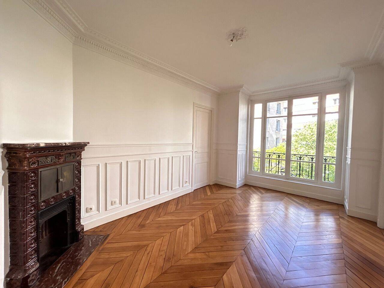Appartement 3 pièces 58 m² · à Paris 15ème Arrondissement · 58,2 m² · 1 870 €/mois