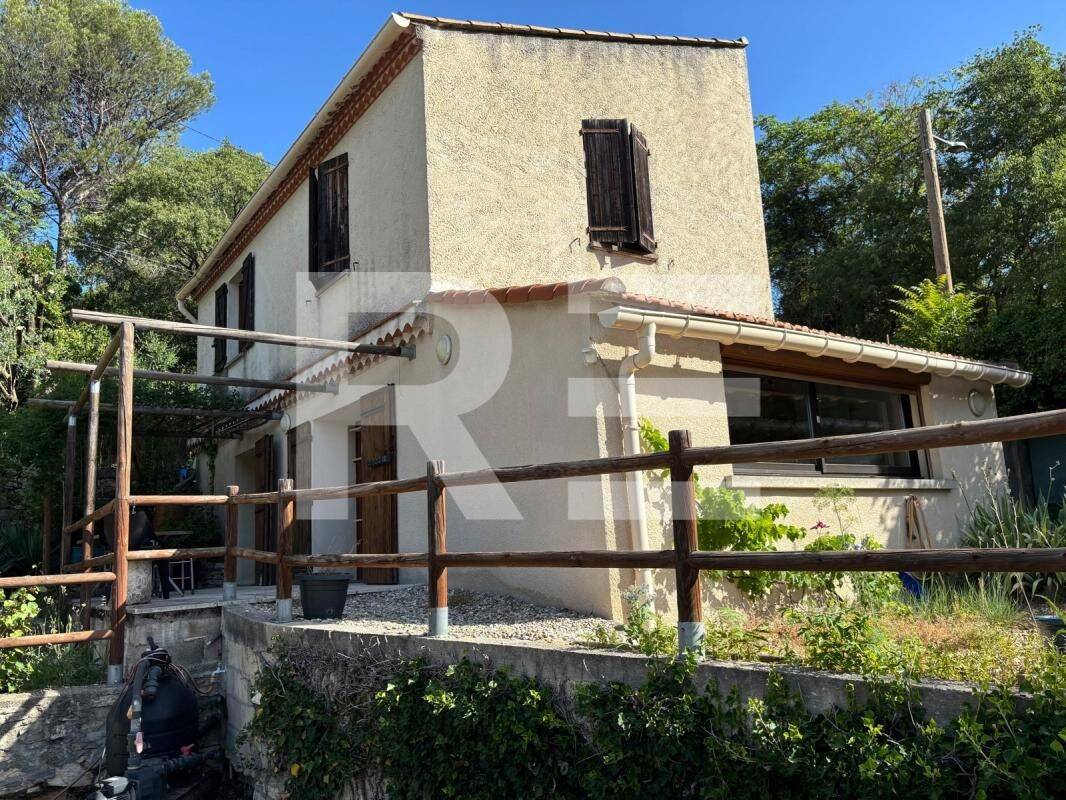 Appartement 1 pièce 40 m² · à Nîmes · 40 m² · 615 €