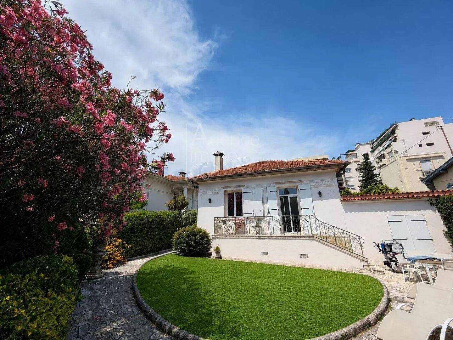 Maison 5 pièces 127 m² · à Cannes · 127 m² · 2 900 €/mois