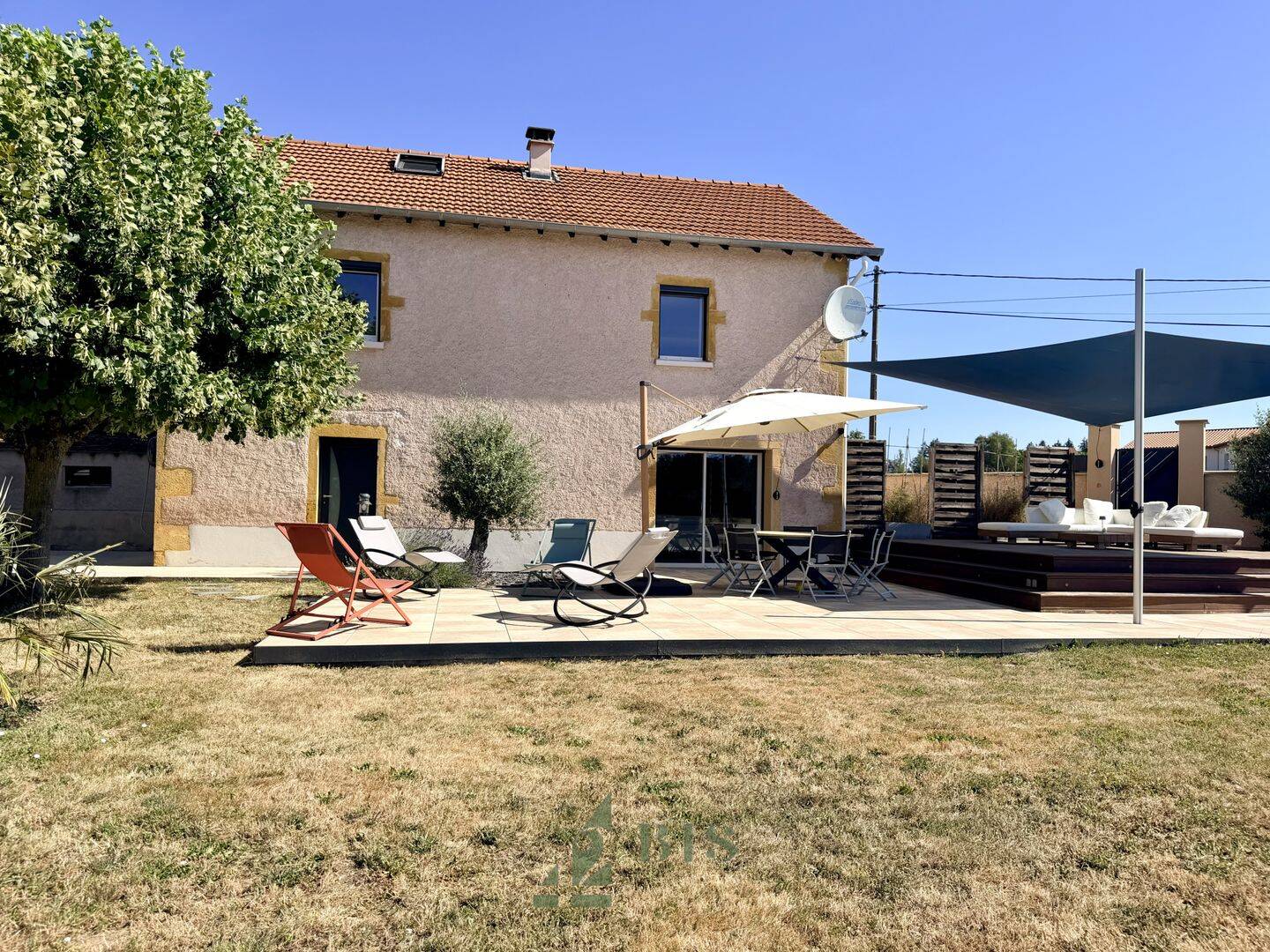 Maison 4 pièces 136 m² · à Fleury-la-Montagne · 136 m² · 305 000 €