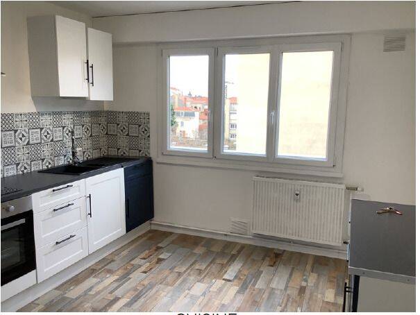 Appartement 2 pièces 56 m² · à Roanne · 56 m² · 650 €