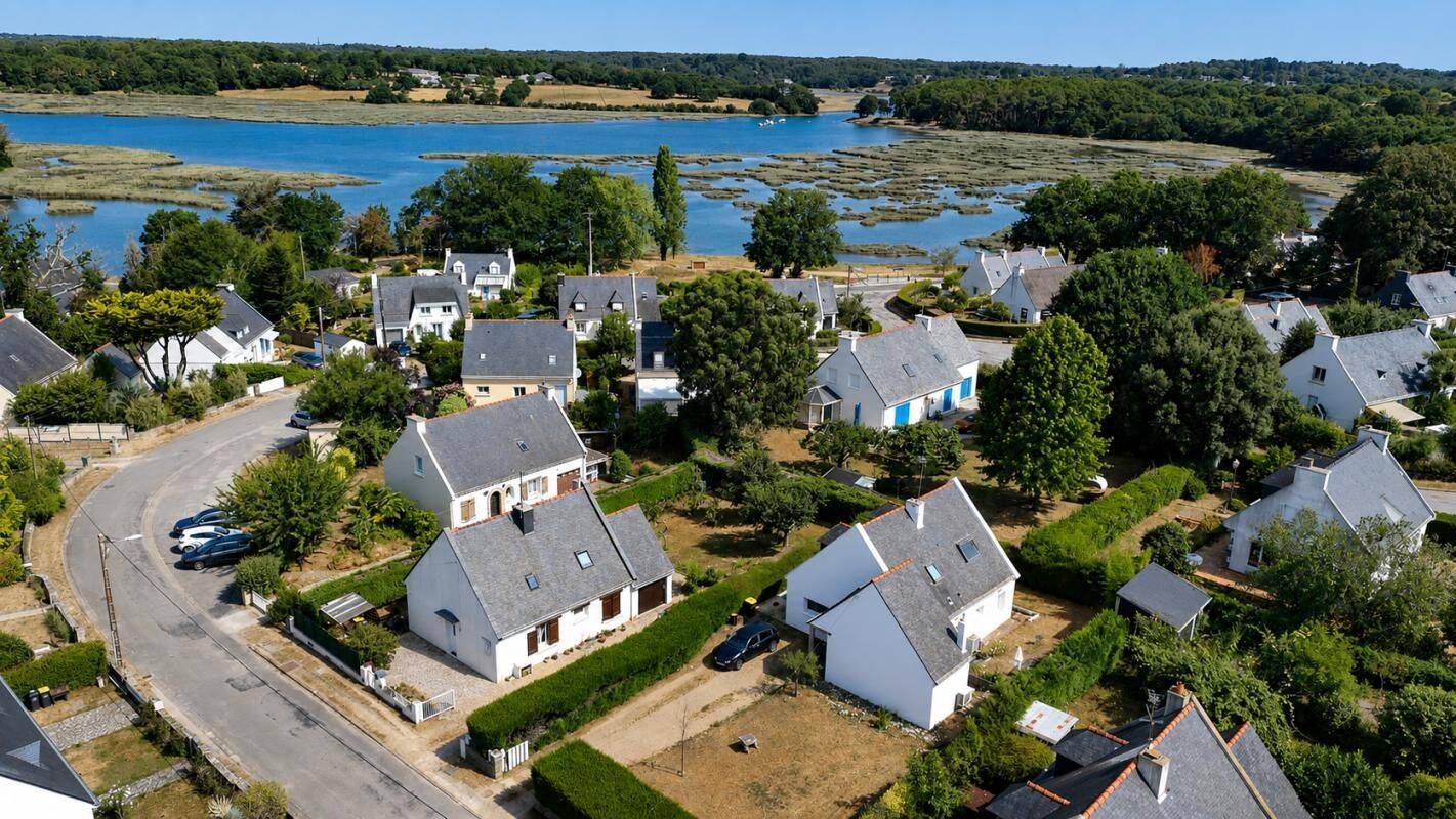 Maison 6 pièces 123 m² · à Plougoumelen · 123 m² · 463 000 €