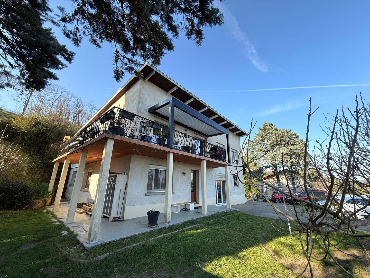 Appartement 4 pièces 135 m² · à Pont-Évêque · 135 m² · 1 300 €/mois