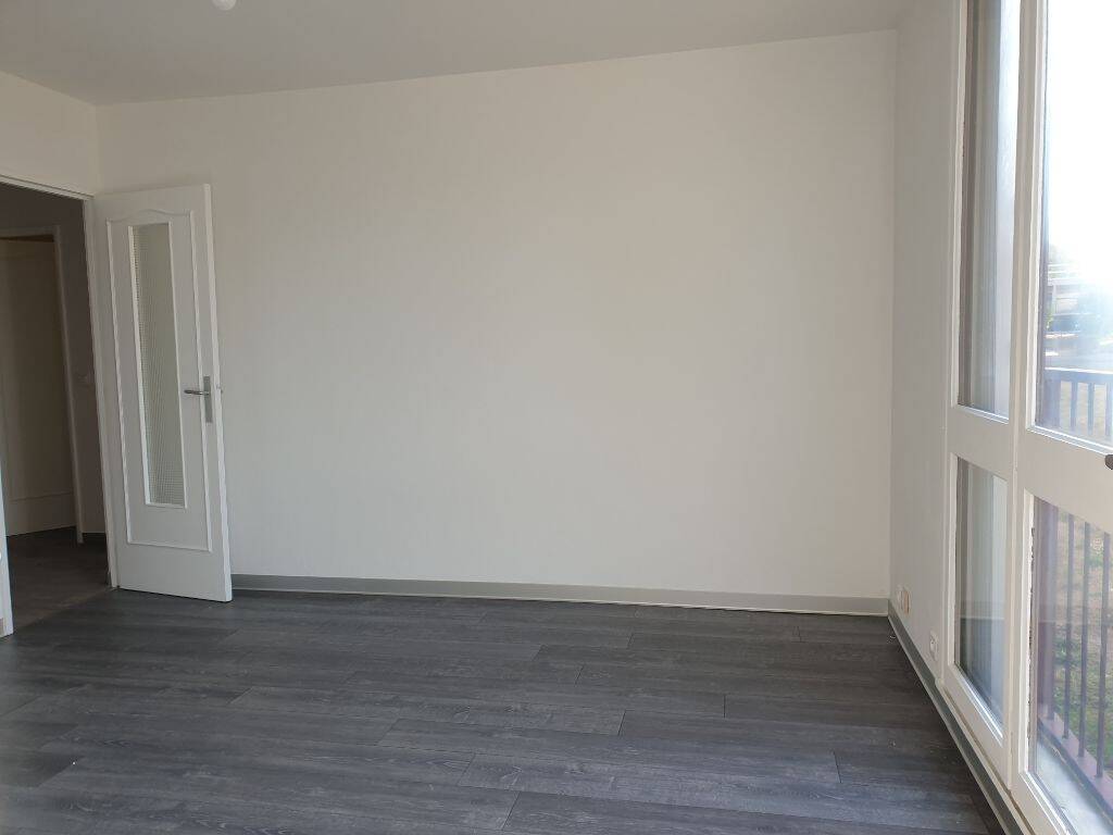 Appartement 1 pièce 33 m² · à Brétigny-sur-Orge · 33 m² · 699 €