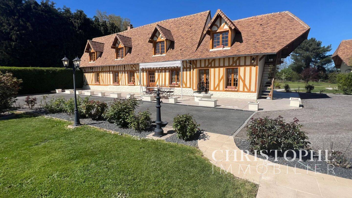 Maison 6 pièces 165 m² · à Le Neubourg · 165 m² · 499 900 €