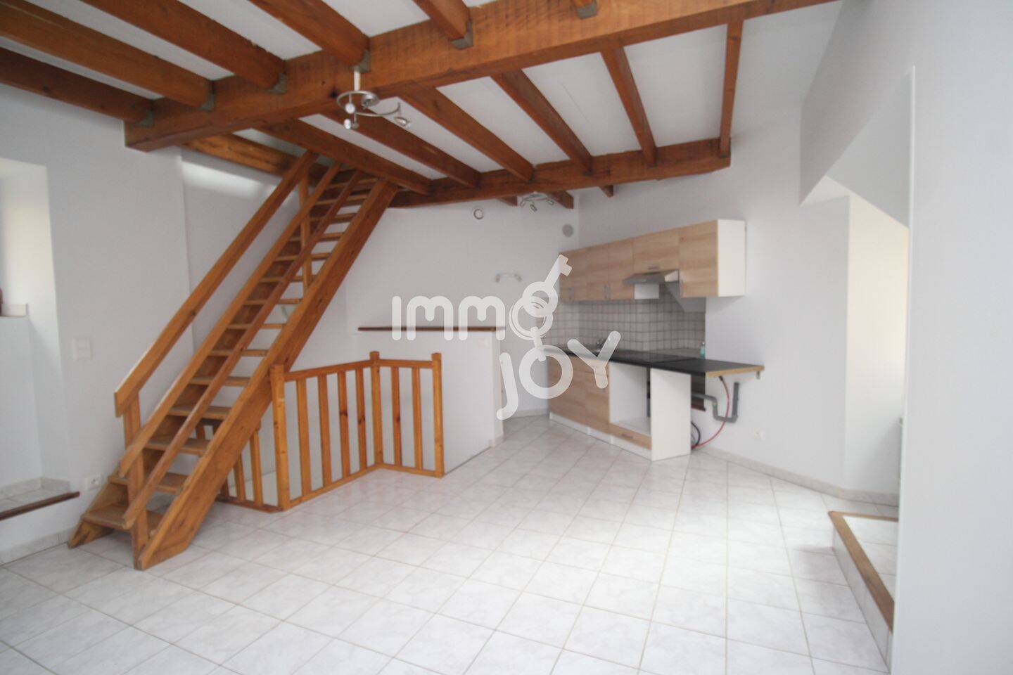 Maison 3 pièces 55 m² · à Quarante · 55 m² · 92 000 €
