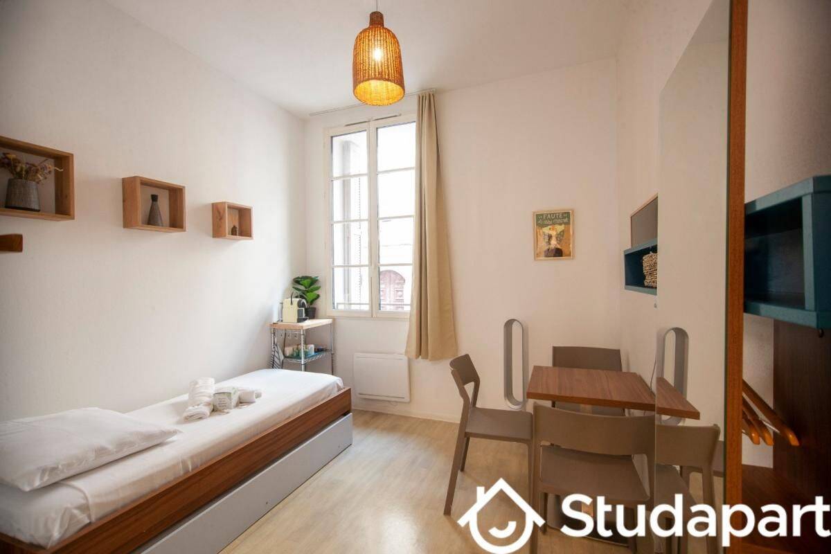 Appartement 1 pièce 18 m² · à Marseille 1er Arrondissement · 18 m² · 800 €