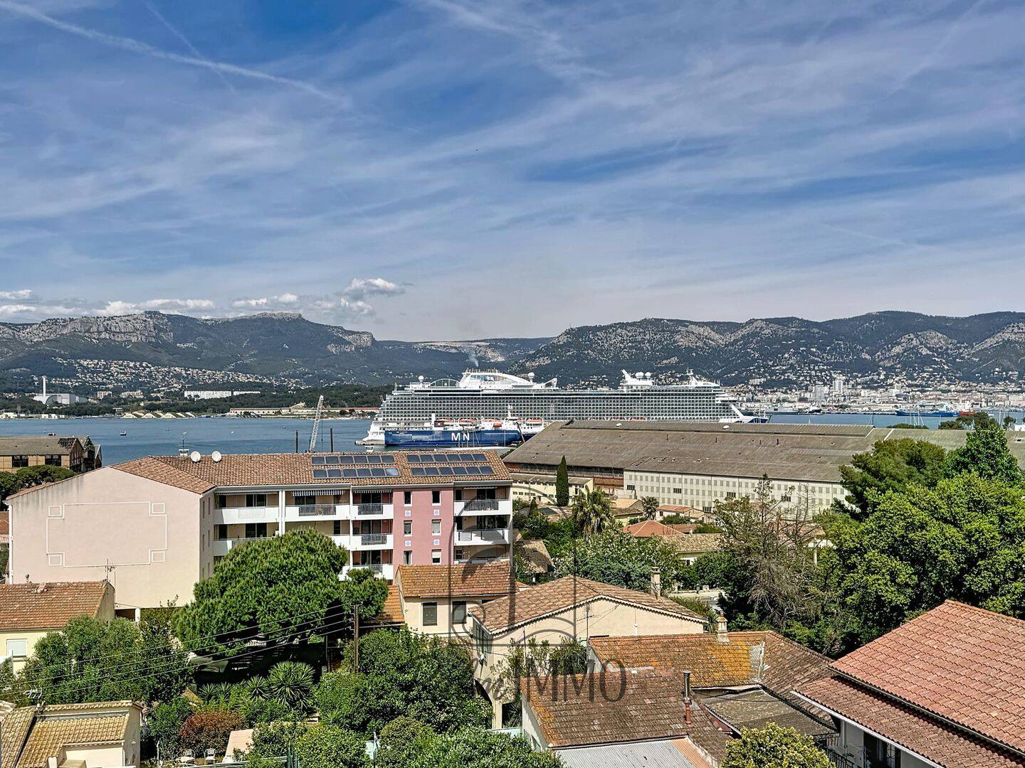Appartement 3 pièces 78 m² · à La Seyne-sur-Mer · 77,9 m² · 250 000 €