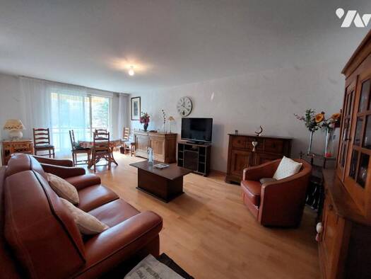 Appartement à vendre 228 800 € 4 pièces 3 chambres 86,7 m² 1er étage Orléans 45000