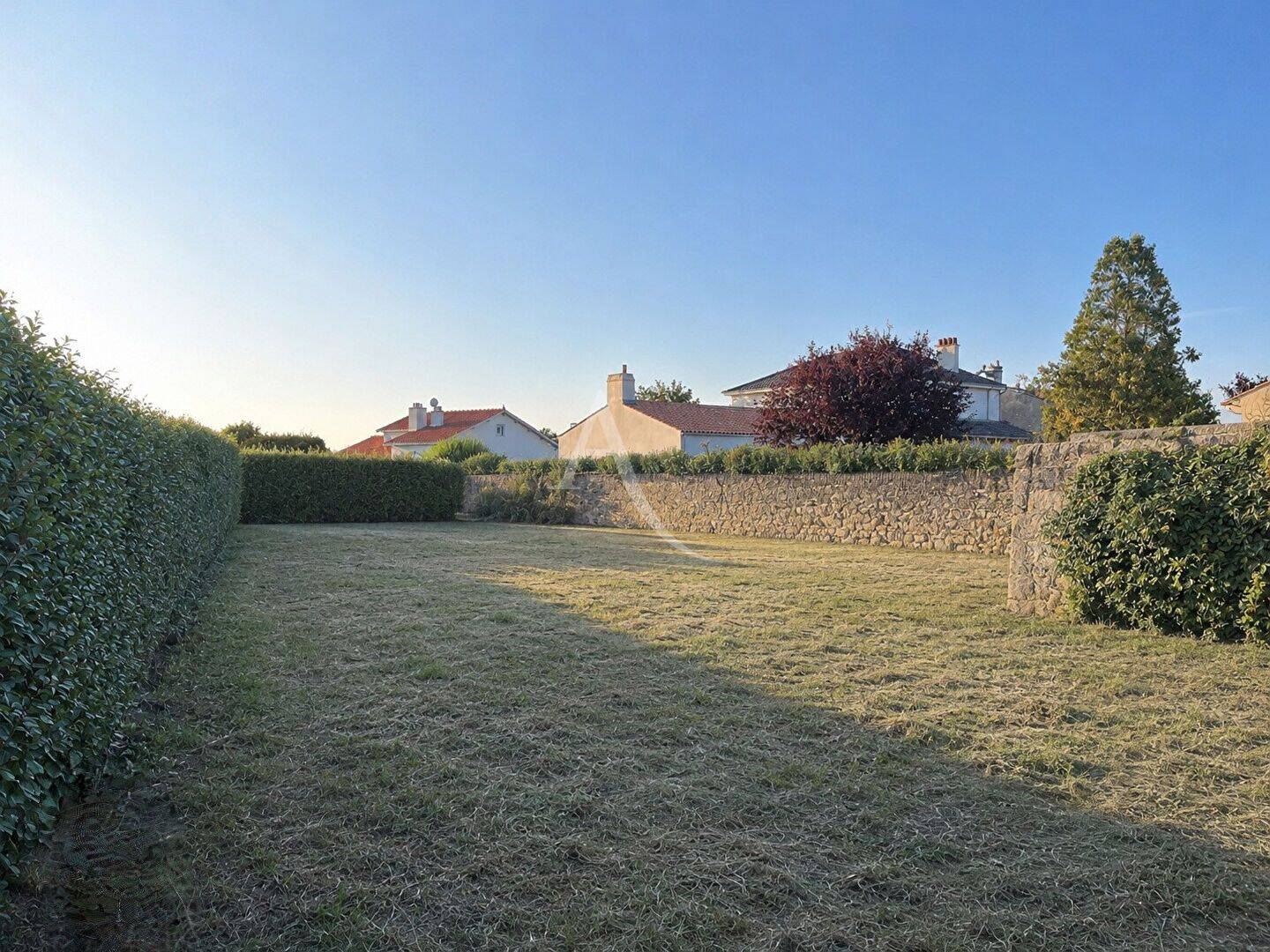 Terrain de 300 m² à Challans - photo 2