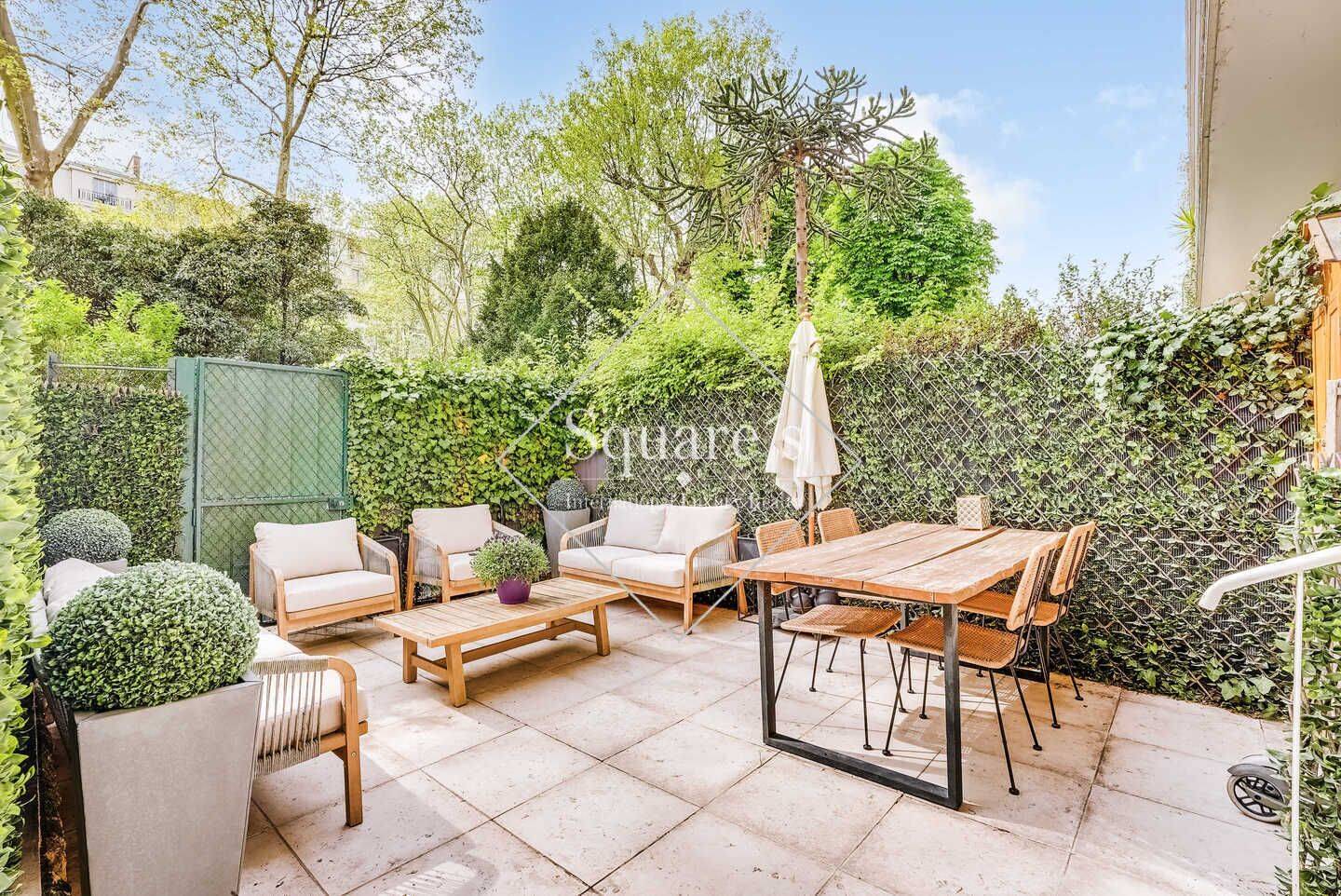 Appartement 4 pièces 103 m² · à Levallois-Perret · 103 m² · 1 398 000 €