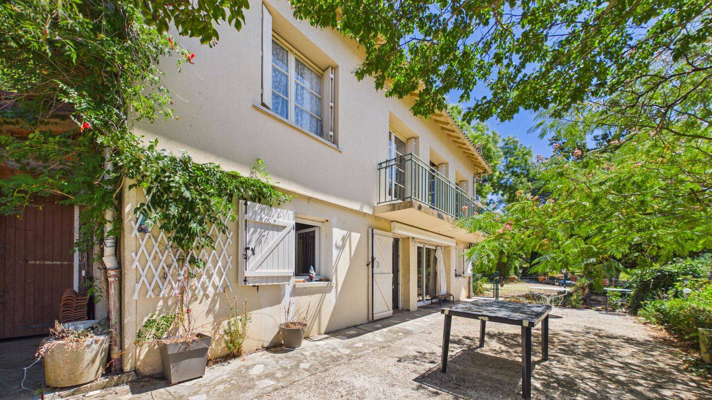 Maison 5 pièces 145 m² · à Larnagol · 145 m² · 194 000 €