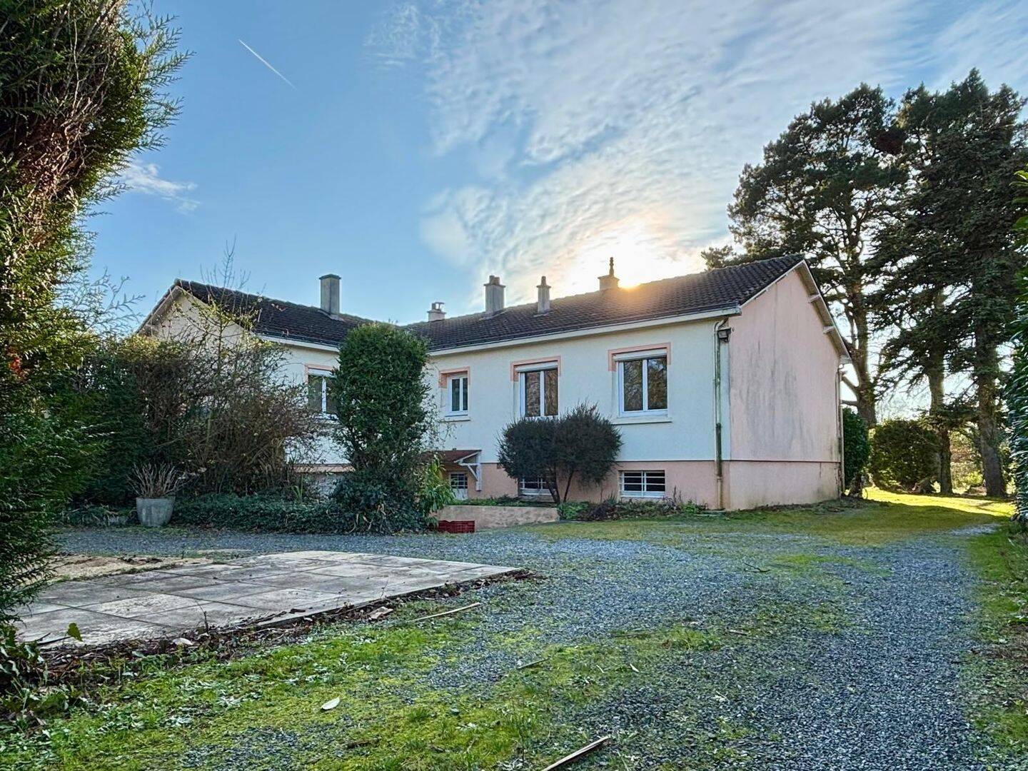 Maison 8 pièces 137 m² · à Cugand-la-Bernardière · 137 m² · 275 000 €