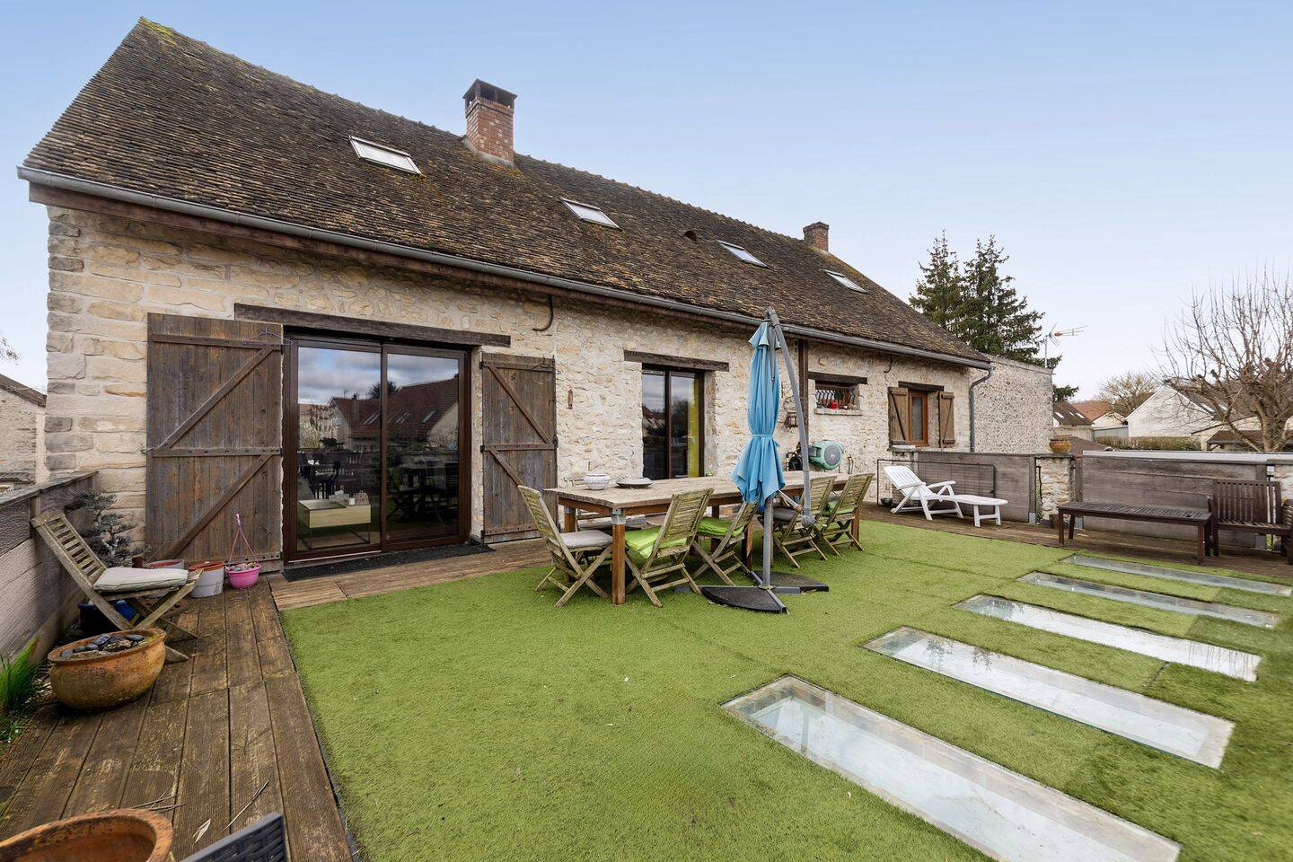 Maison 8 pièces 313 m² · à Cerny · 312,8 m² · 559 000 €
