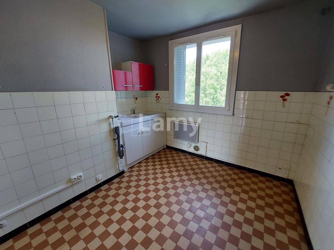 Appartement 3 pièces 53 m² · à Grenoble · 52,8 m² · 643 €/mois