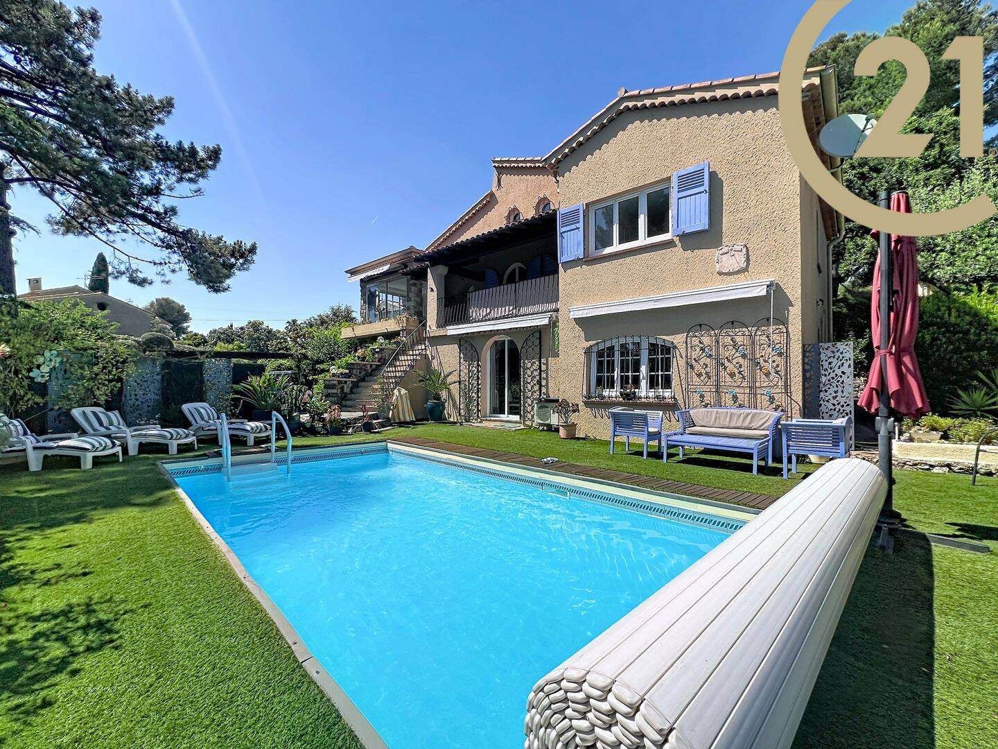Maison 6 pièces 175 m² · à Saint-Raphaël · 175 m² · 939 000 €
