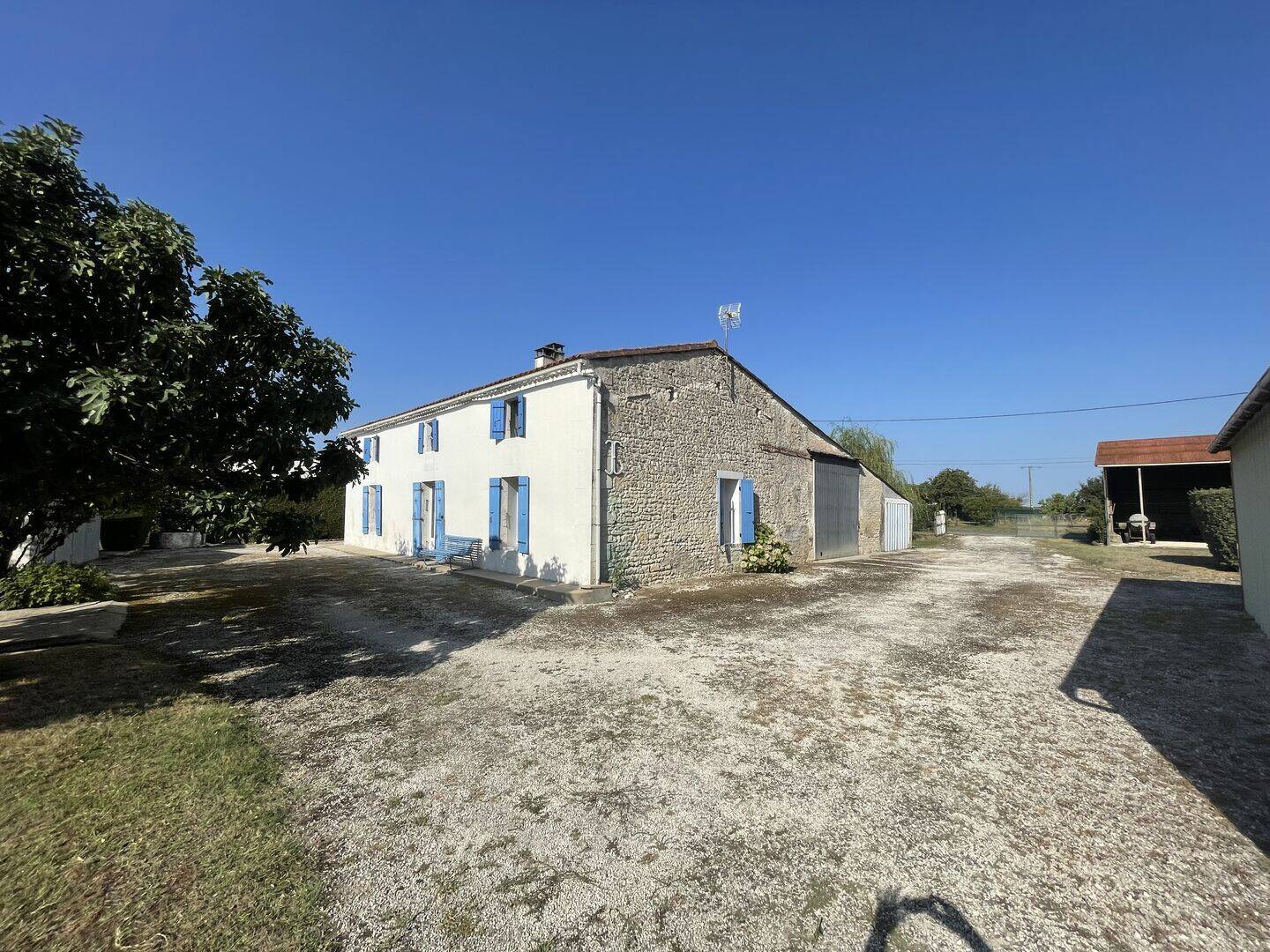 Maison 4 pièces 92 m² · à Semussac · 92 m² · 286 200 €