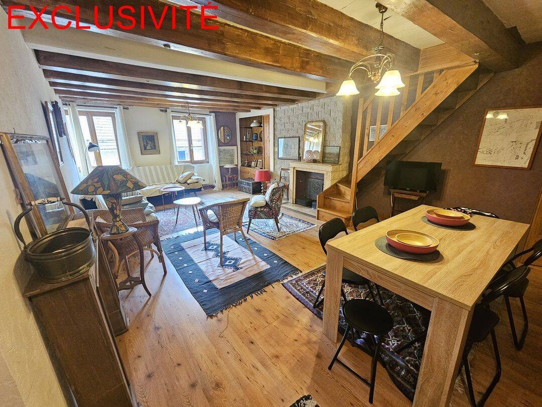 Appartement 4 pièces 105 m² · à Saint-Claude · 104,7 m² · 86 000 €