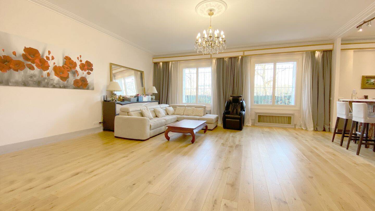Appartement 3 pièces 134 m² · à Paris 16ème Arrondissement · 134 m² · 2 359 000 €