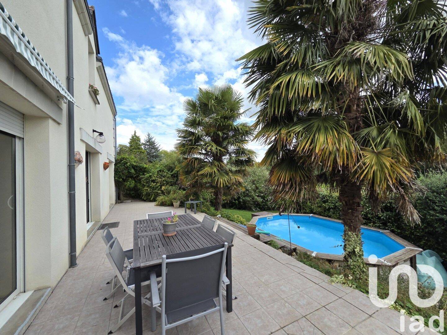 Maison 7 pièces 213 m² · à Saint-Épain · 213 m² · 285 000 €