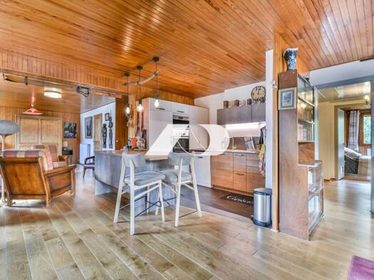 Appartement à vendre 650 000 € 3 pièces 2 chambres 95 m² Étage 1/4 Les Gets 74260