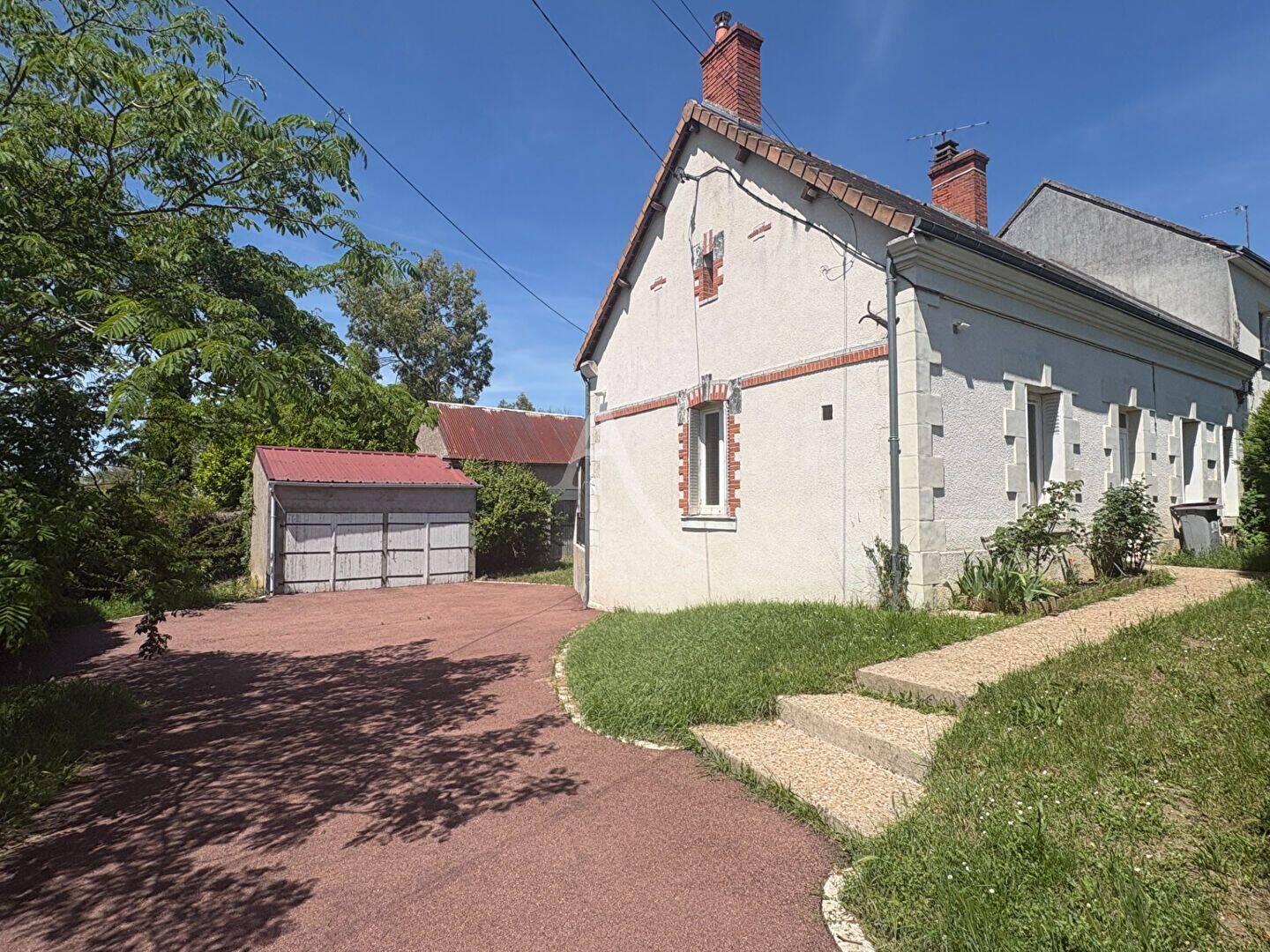 Maison 4 pièces 110 m² · à Thésée · 109,9 m² · 160 000 €