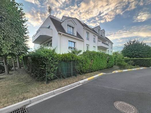 Appartement à vendre 365 000 € 5 pièces 3 chambres 99,07 m² Étage 1/3 Lac Marchais-Blancport Deuil-la-Barre 95170