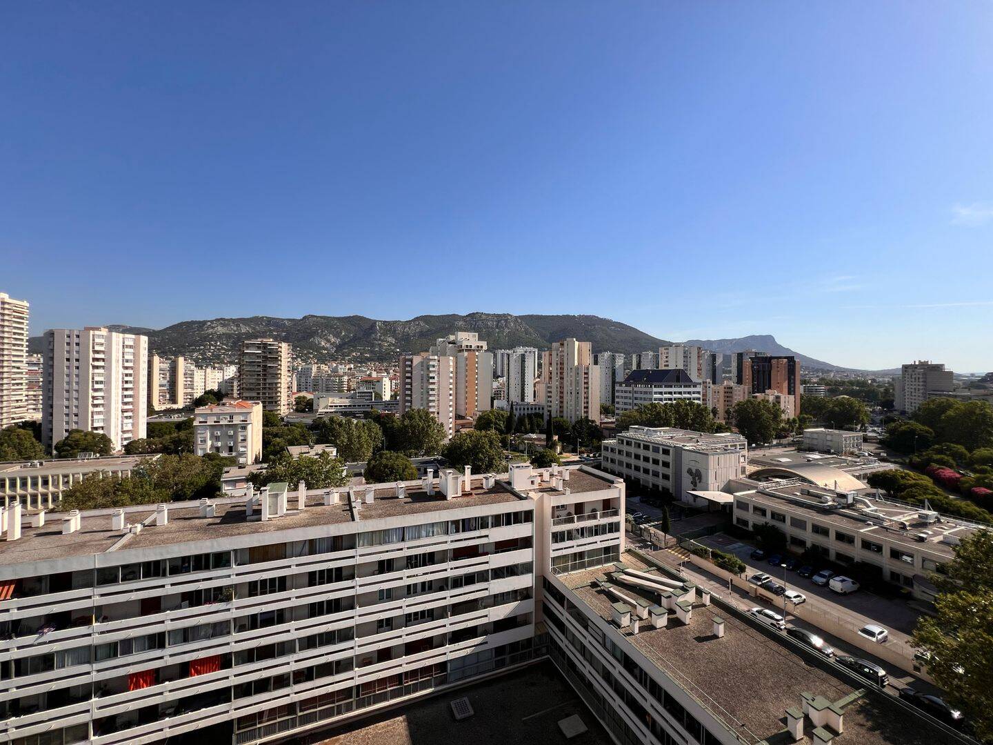 Appartement 4 pièces 91 m² · à Toulon · 91 m² · 225 000 €