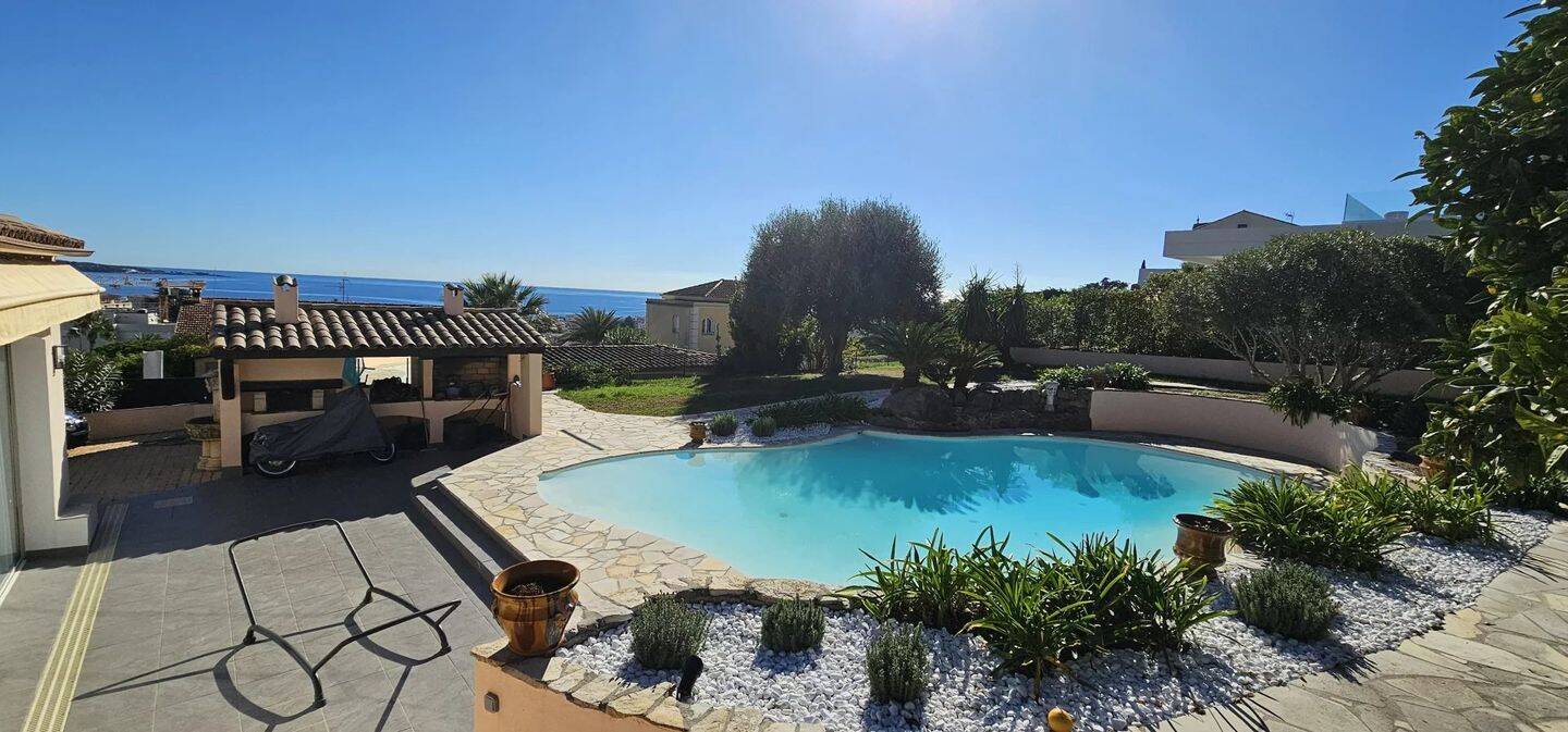 Maison 3 pièces 160 m² · à Vallauris · 160 m² · 1 090 000 €