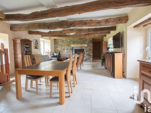 Maison à vendre 498 000 € 11 pièces 7 chambres 340 m² 18 000 m² de terrain Saint-Martin-des-Prés 22320