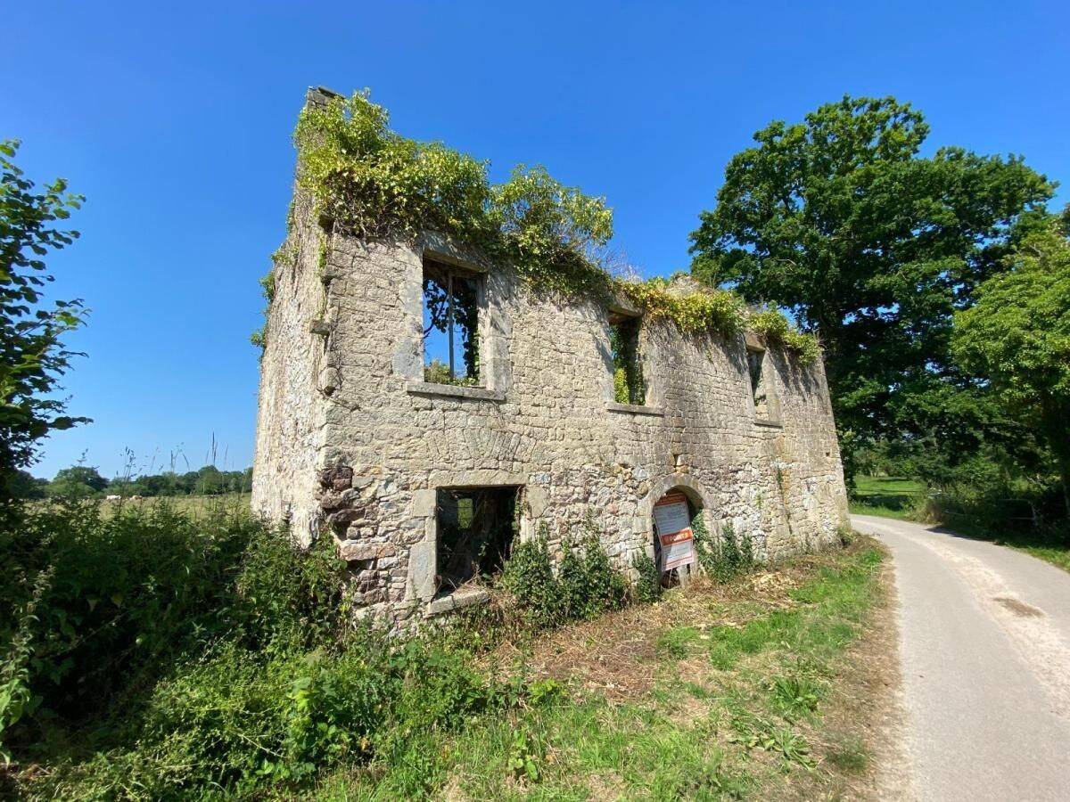 Maison 1 pièce 101 m² · à Négreville · 101 m² · 68 750 €