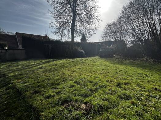 Terrain constructible à vendre 82 000 € 650 m² de terrain Mortefontaine-en-Thelle 60570