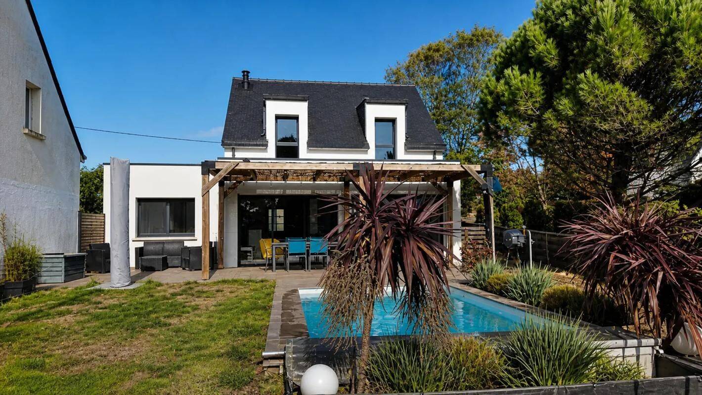 Maison 4 pièces 107 m² · à Sarzeau · 107 m² · 552 000 €