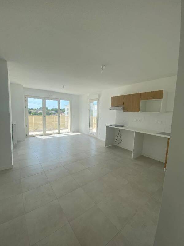 Appartement 3 pièces 61 m² · à Cenon · 61 m² · 894 €/mois