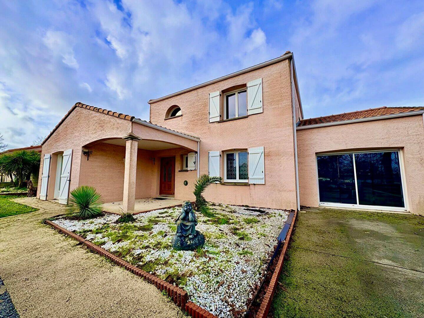 Maison 6 pièces 162 m² · à Saint-Viaud · 162 m² · 376 000 €