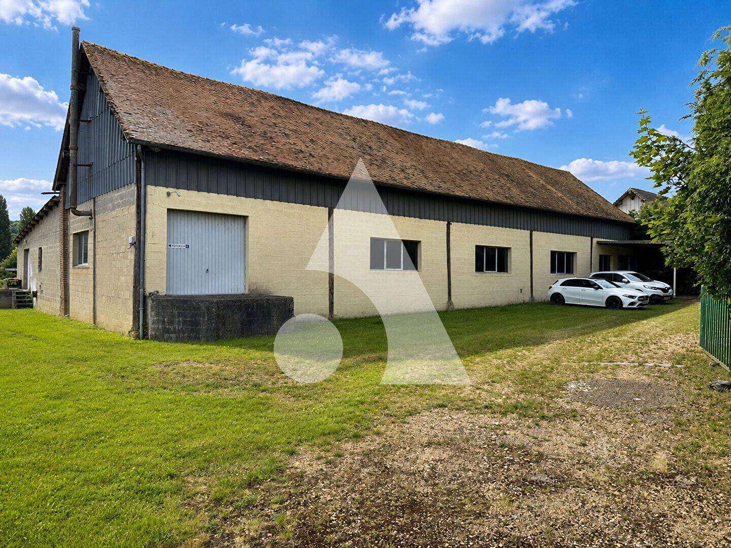 Maison 7 pièces 651 m² · à Clef Vallée d'Eure · 651 m² · 249 000 €