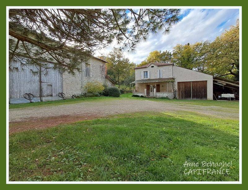 Maison 7 pièces 162 m² · à Saint-Martin-de-Goyne · 162 m² · 158 000 €