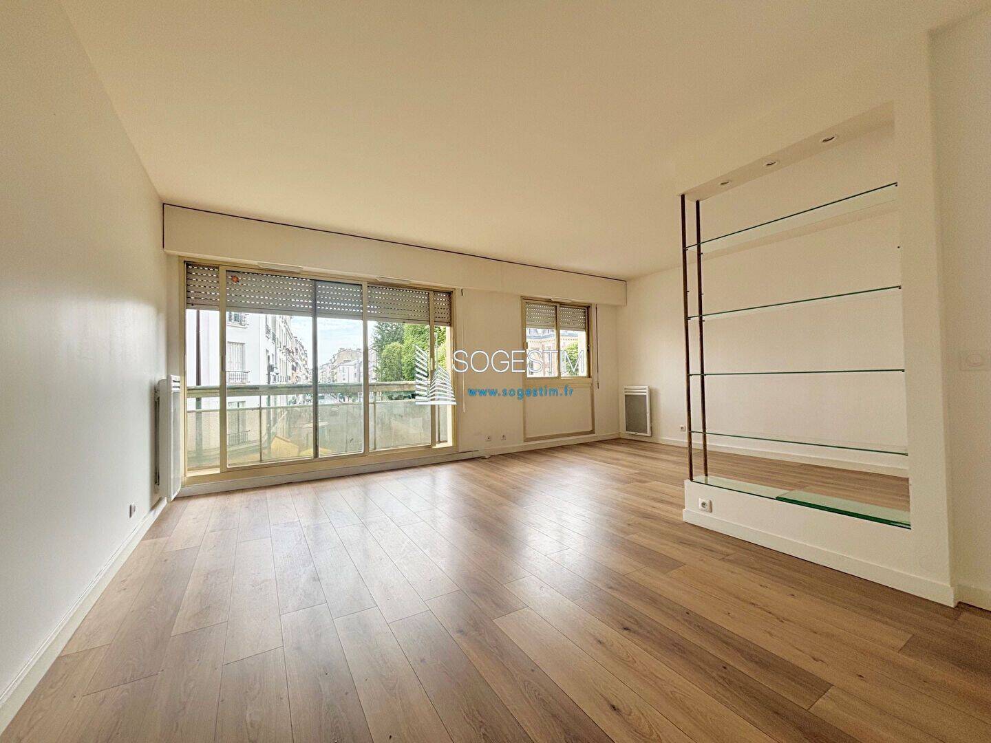Appartement 3 pièces 80 m² · à Levallois-Perret · 80 m² · 825 000 €