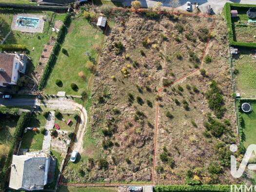 Terrain constructible à vendre 63 000 € 2 541 m² de terrain Saint-Agrève 07320