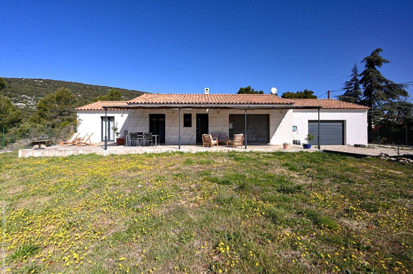 Maison 4 pièces 114 m² · à Plan-d'Aups-Sainte-Baume · 114 m² · 450 000 €