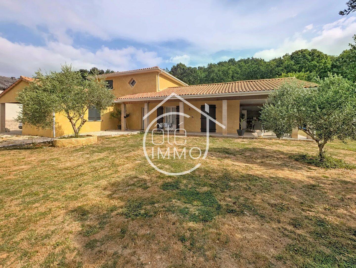 Maison 5 pièces 145 m² · à Mouleydier · 145 m² · 310 000 €