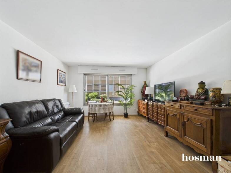 Appartement à vendre 335 000 € 3 pièces 2 chambres 70 m² Étage 1/4 Hôtel de Ville-Quinconce-Saint Seurin-Fondaudège Bordeaux 33000